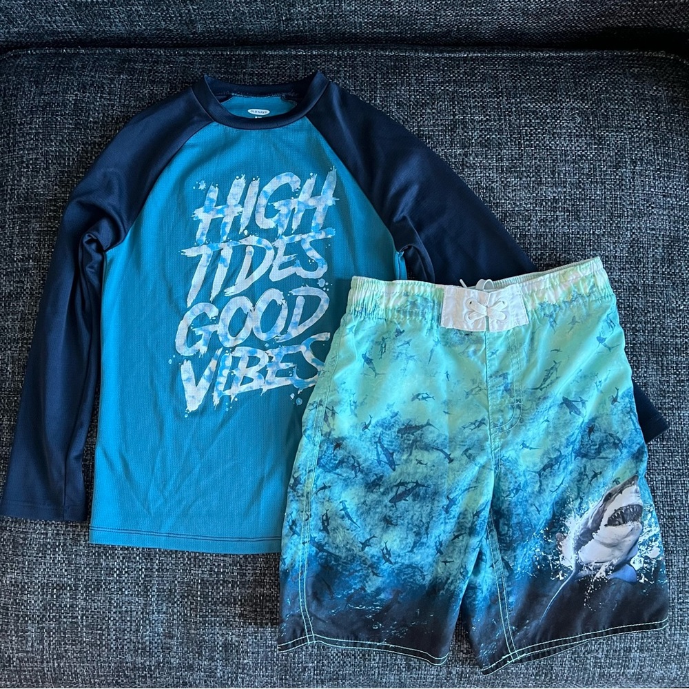 Old Navy Boy’s Rashguard Top and Board Shorts Size M (8)